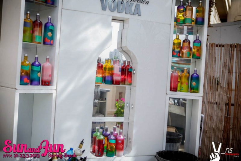 59245_371656389609933_1298203378_n